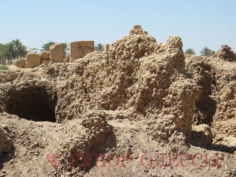 Остатки "Вавилонской стены"