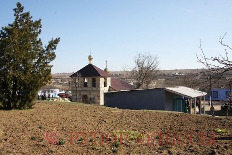 В селе Яровом по решению громады на месте питейного заведения возводится церковь 